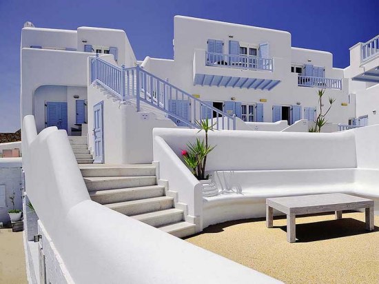   - . ,  Petinos Beach Hotel Mykonos -      .  ,  ,     .       .